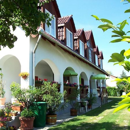 Ferienwohnung Haus Martha Balatonudvari Exterior foto